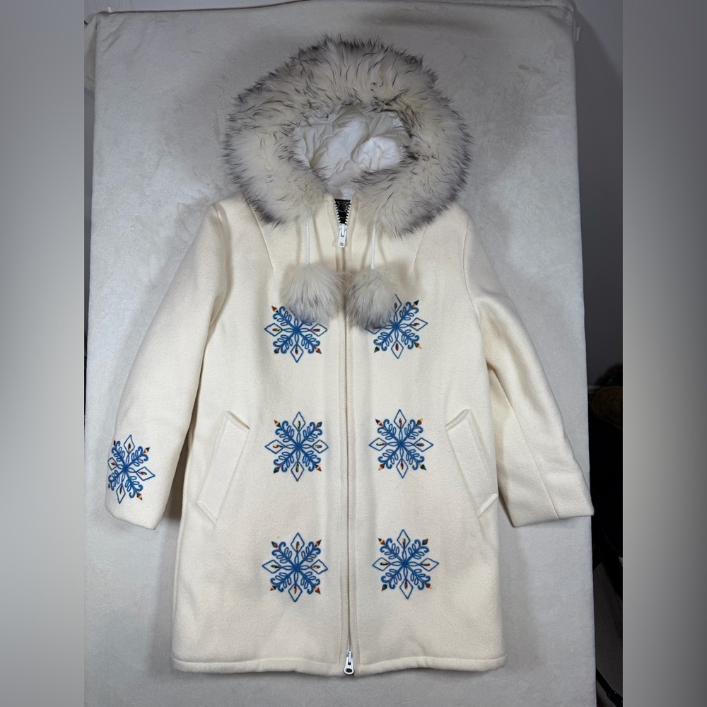 Elegant Northern Sun 100% Wool Blanket Fur Hood Cream Jacket Blue Embroidery